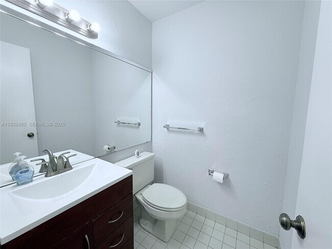 Building Photo - 11354 SW 132nd Ct