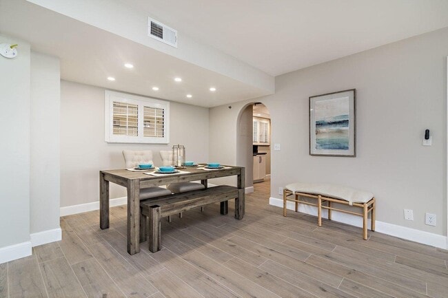Building Photo - 200 Ocean Trail Way