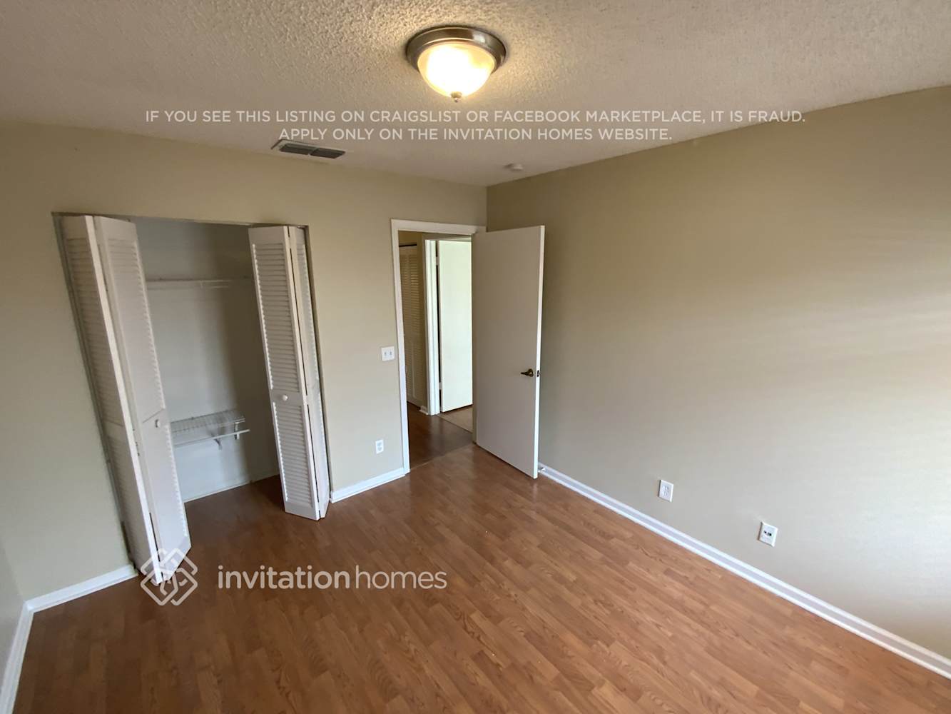 Building Photo - 5233 Rosen Blvd