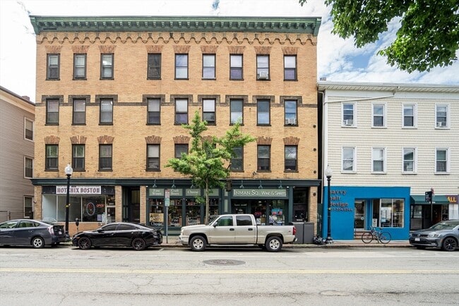 Building Photo - 1228 Cambridge St