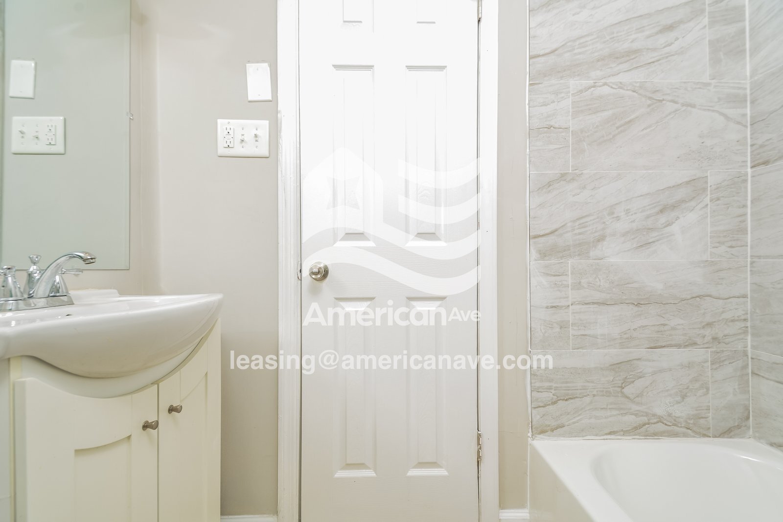 Building Photo - 936 Lark Ct