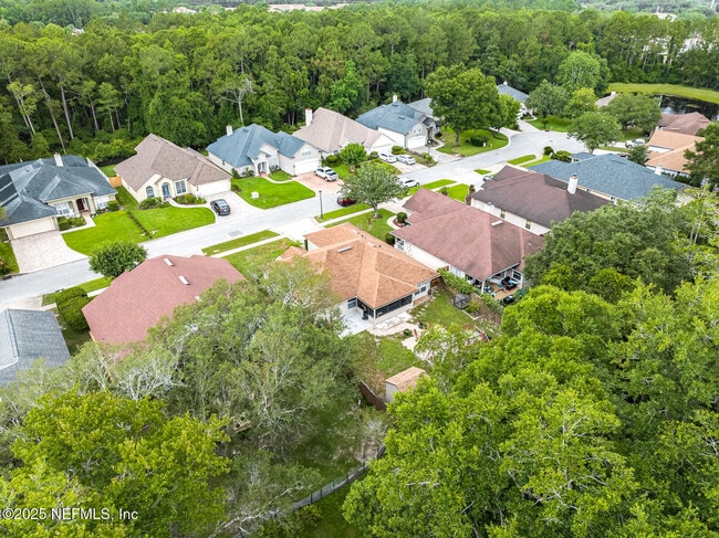 Building Photo - 8575 Crooked Tree Dr