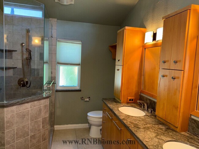 Building Photo - 8301 Dalkeith Way