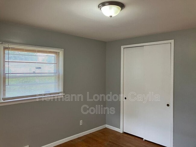 Building Photo - 1451 Fairmeadows Ln