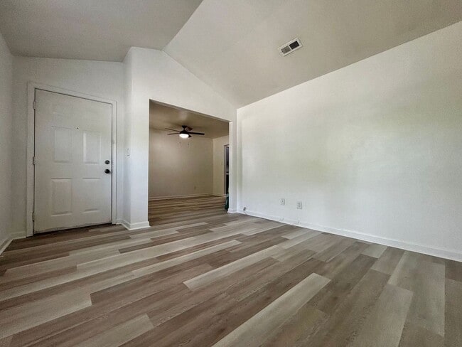 Building Photo - Wynnewood