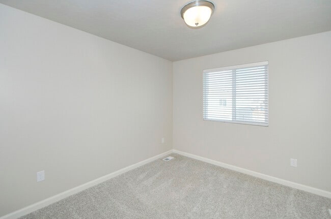 Building Photo - 63 N Veranda Ct