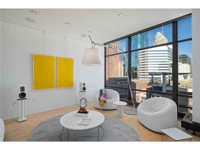 Building Photo - 201 S 11th St