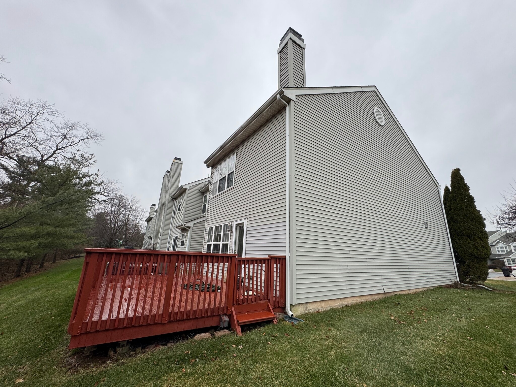 Building Photo - 700 Evergreen Ct