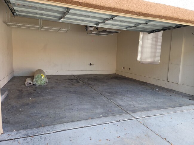 Building Photo - Spacious home in Southern Highlands