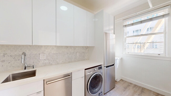 Building Photo - 522 Geary St