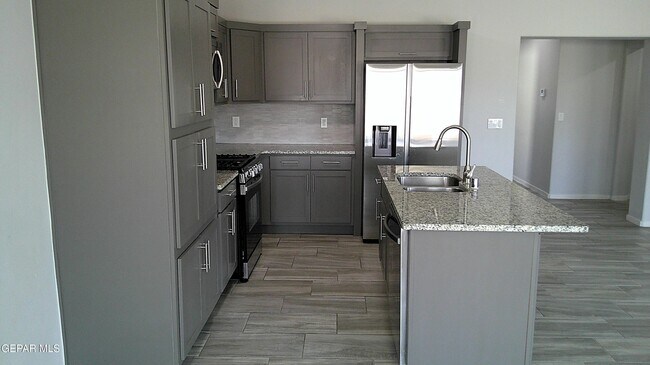 Building Photo - 13664 Baja Vista Ct