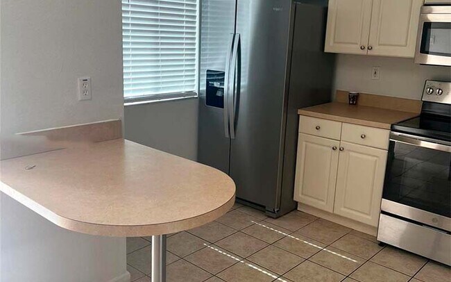 Building Photo - 17381 NW 7th Ave