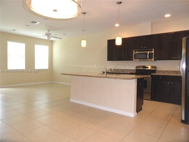 Building Photo - 3067 Tortola Way