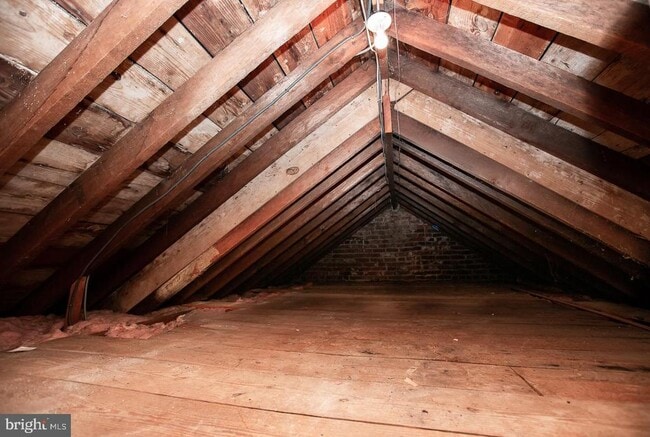 Building Photo - 515 Manor Rd