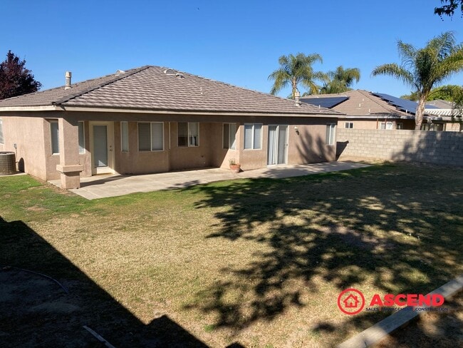 Building Photo - Beautiful 4 bedroom home!