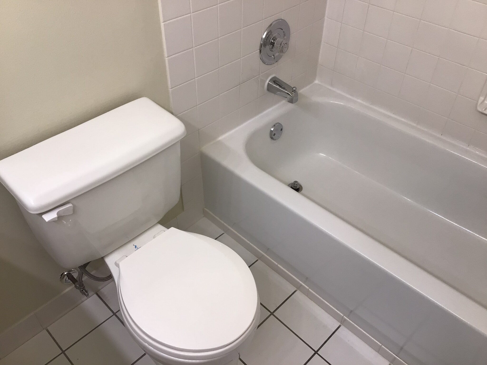 Building Photo - 1811 Four Lakes Ave