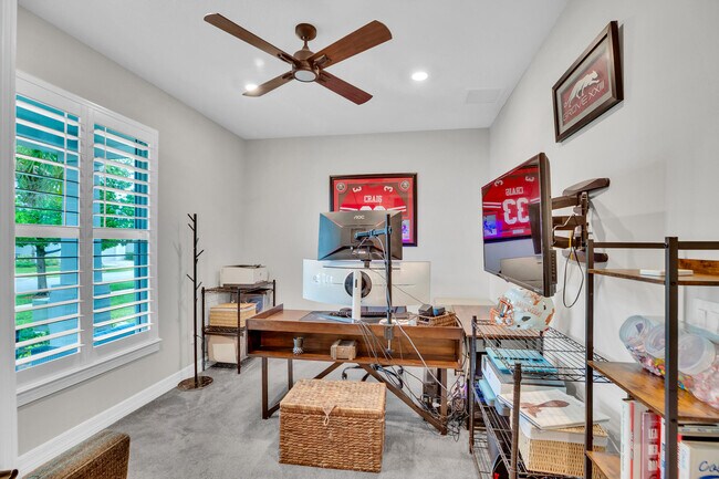 Building Photo - 10281 SW Captiva Dr