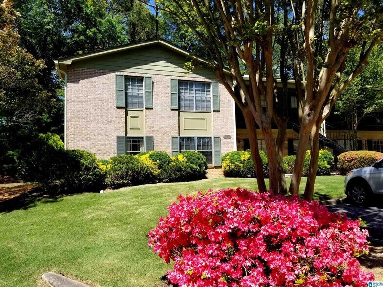 Building Photo - 2831 Georgetown Dr