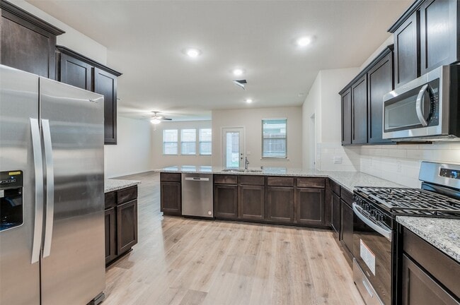 Building Photo - 7217 Headingham Wy