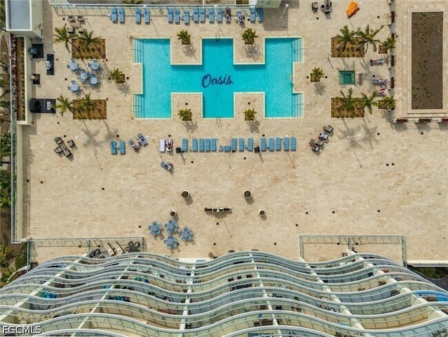 Building Photo - 3000 Oasis Way