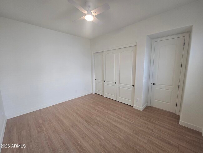 Building Photo - 20849 W Werner Pl