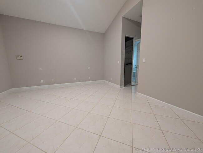 Building Photo - 7628 Eagle Point Dr