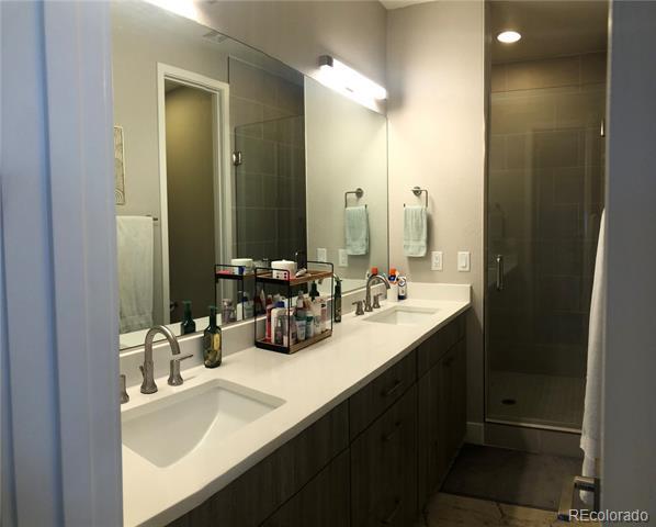 Building Photo - 3411 Albion St