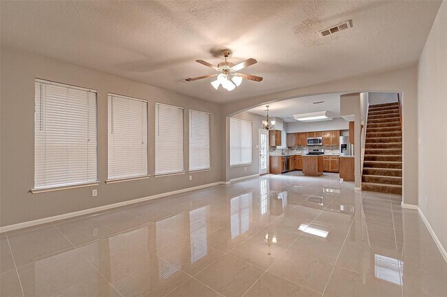 Building Photo - 2130 Autumn Fern Dr