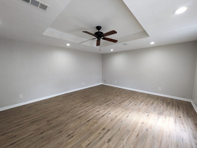 Building Photo - 1897 Harrison Ave