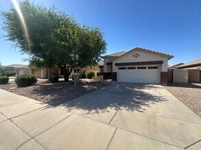 Building Photo - SAN TAN RANCH SINGLE LEVEL 4 BEDROOM WITH NEW FLOORING THROUGHOUT