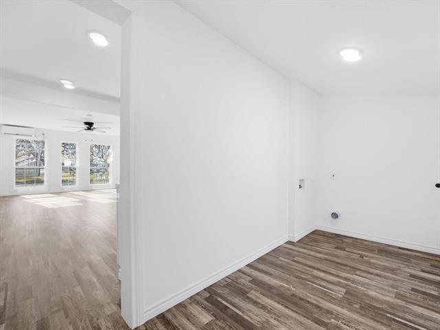 Building Photo - 807 Adkins St