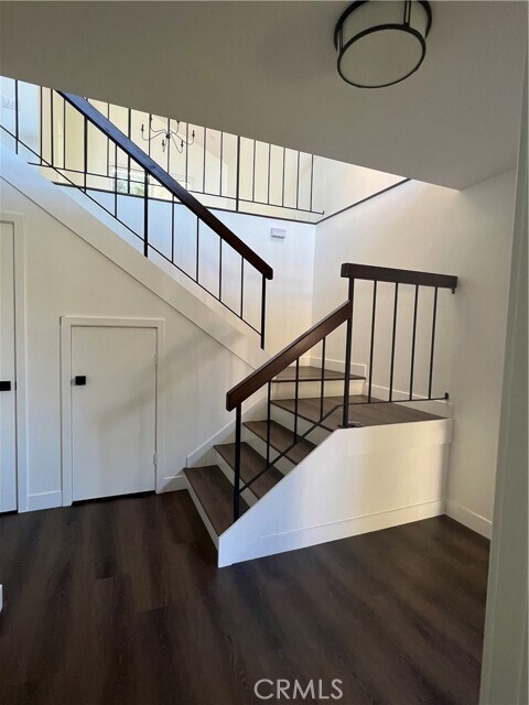 Building Photo - 2936 Briarwood Dr