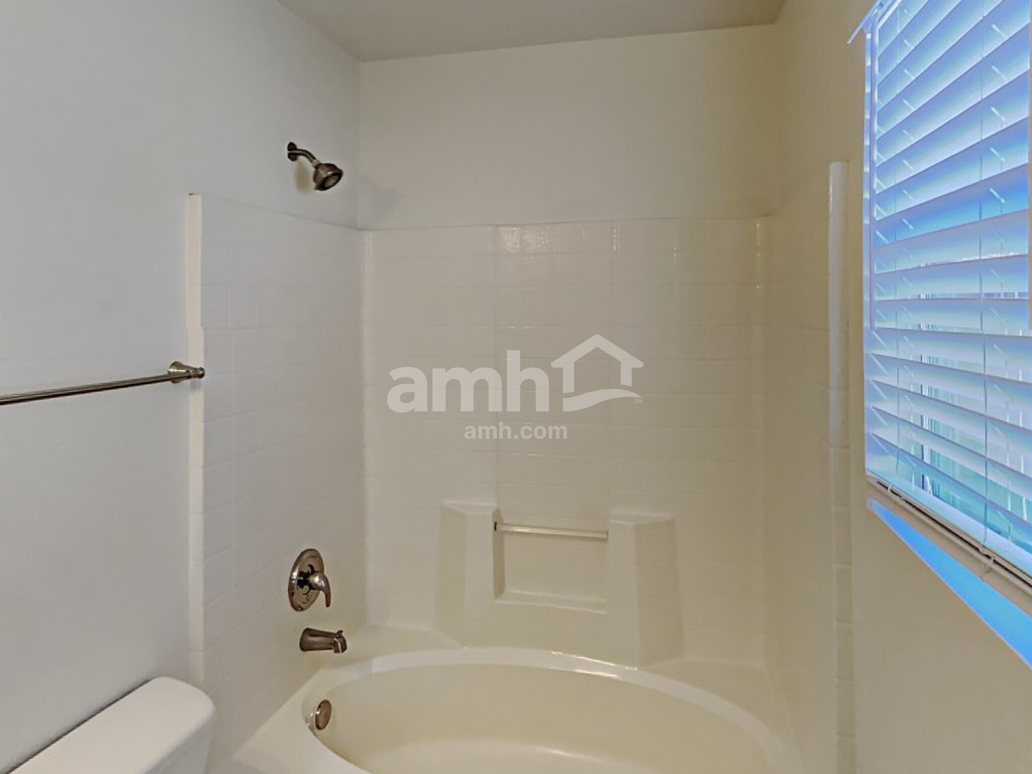 Building Photo - 15374 W Gelding Dr