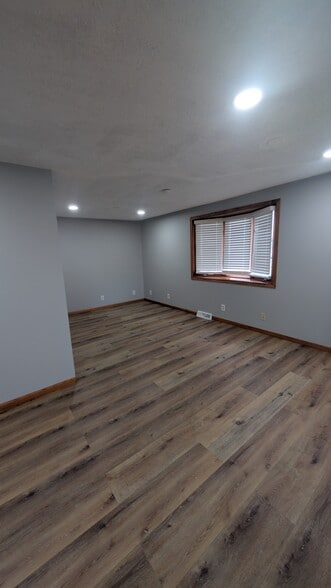 Building Photo - 1914 Hageman Ave