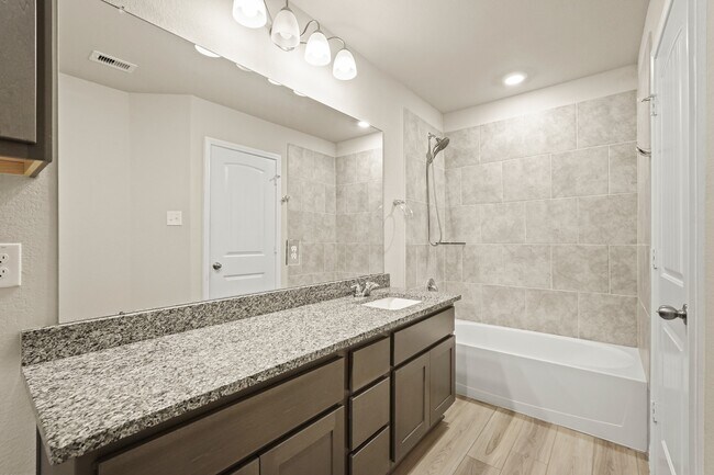 Building Photo - 1164 Kennesaw Dr