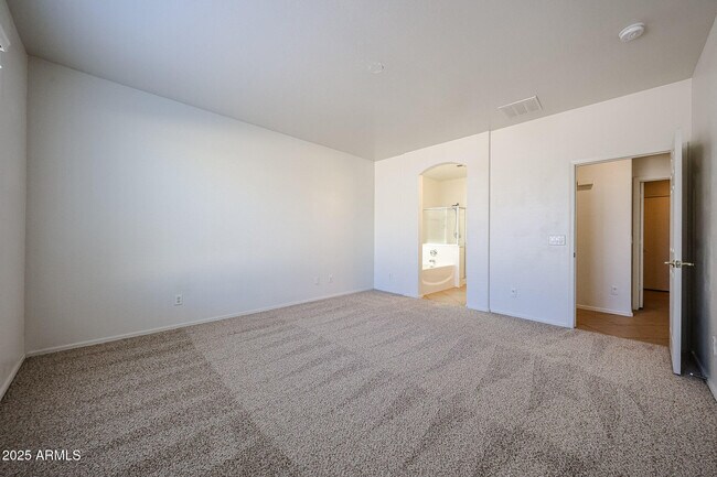 Building Photo - 14088 W Aster Dr