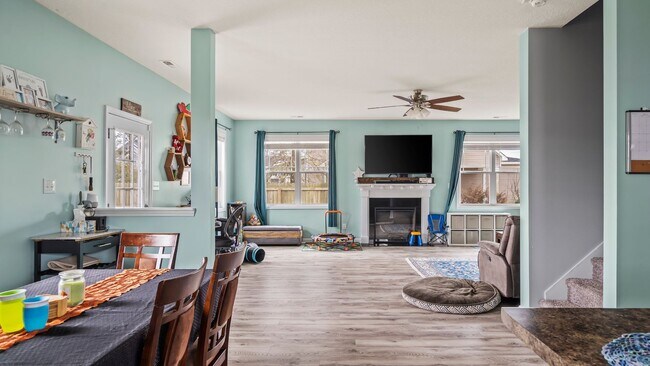 Building Photo - 4-Bedroom Hunter's Creek Gem