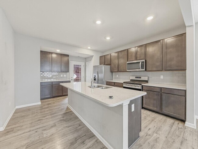 Building Photo - 2557 Plano Dr