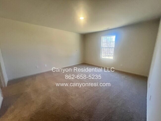 Building Photo - 4274 Winnabow Rd