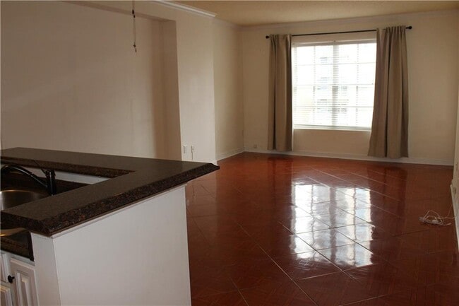 Building Photo - 1101 Juniper St NE