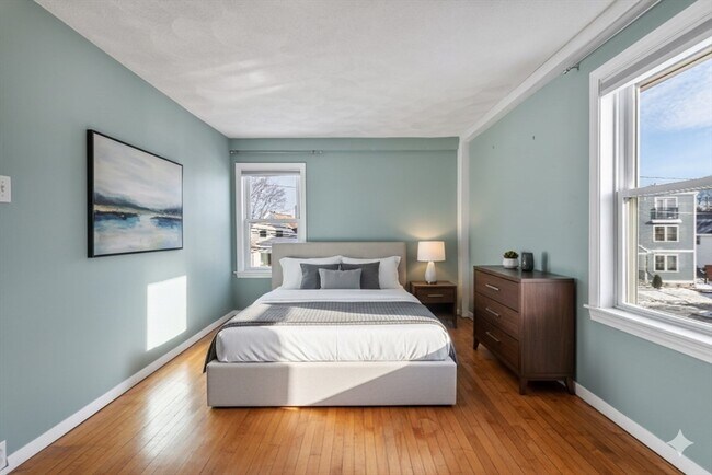 Building Photo - 12 Wright St