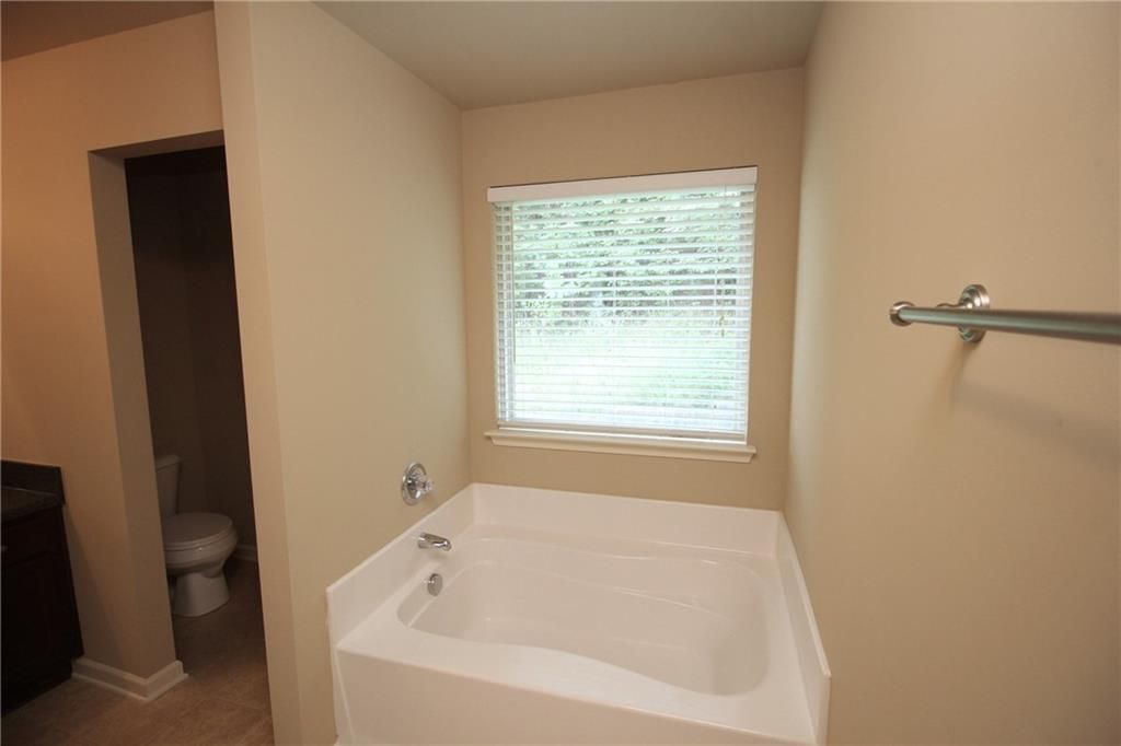 Building Photo - 1317 Castleberry Dr