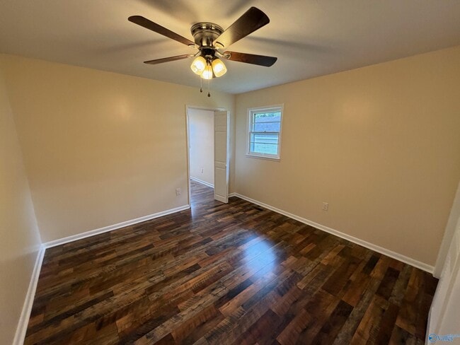 Building Photo - 814 Frost St SW