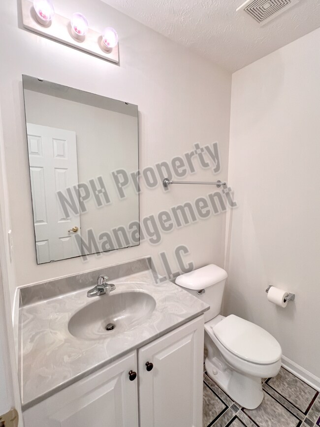 Building Photo - 11726 Kingwood Ct