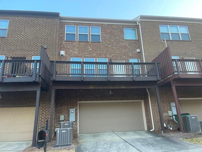 Building Photo - 3340 Twinrose Pl