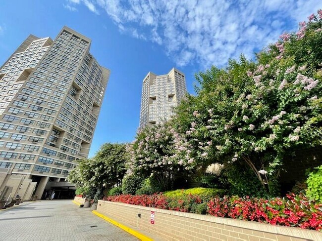 Building Photo - 7000 JFK Blvd E