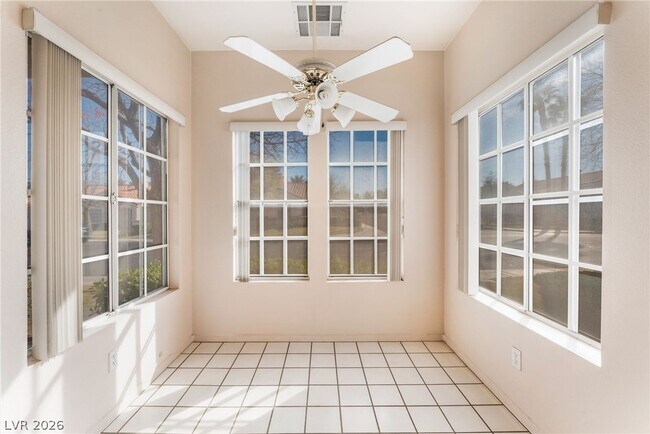 Building Photo - 8150 Canto Ave