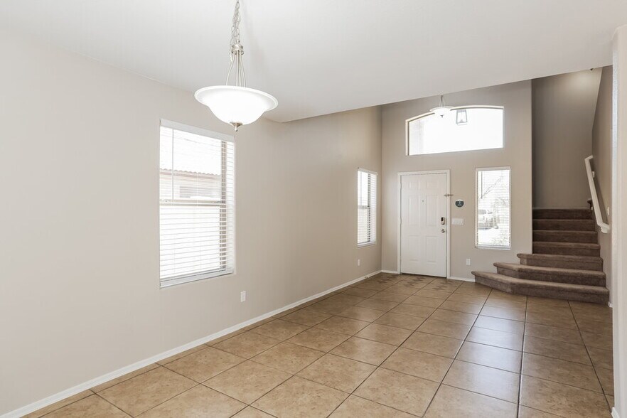 Building Photo - 15178 W Taylor St