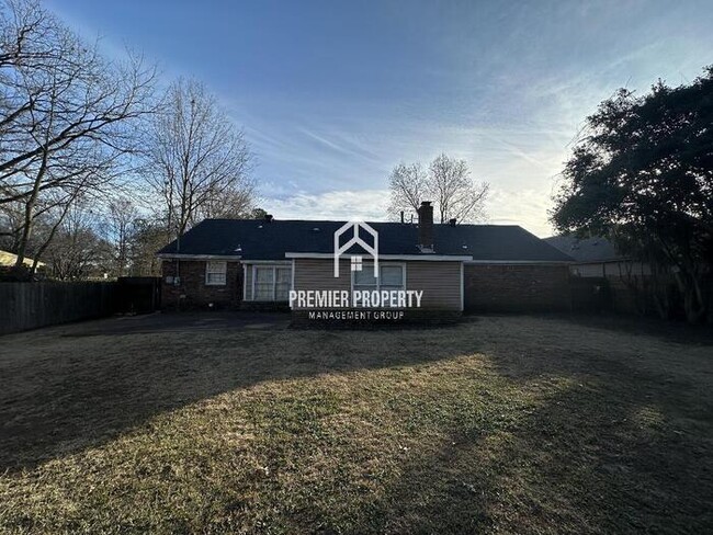 Building Photo - 5560 Cottonwood Rd