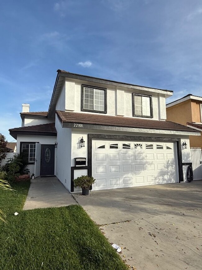 Building Photo - Renovated detached home in Hawaiian Gardens